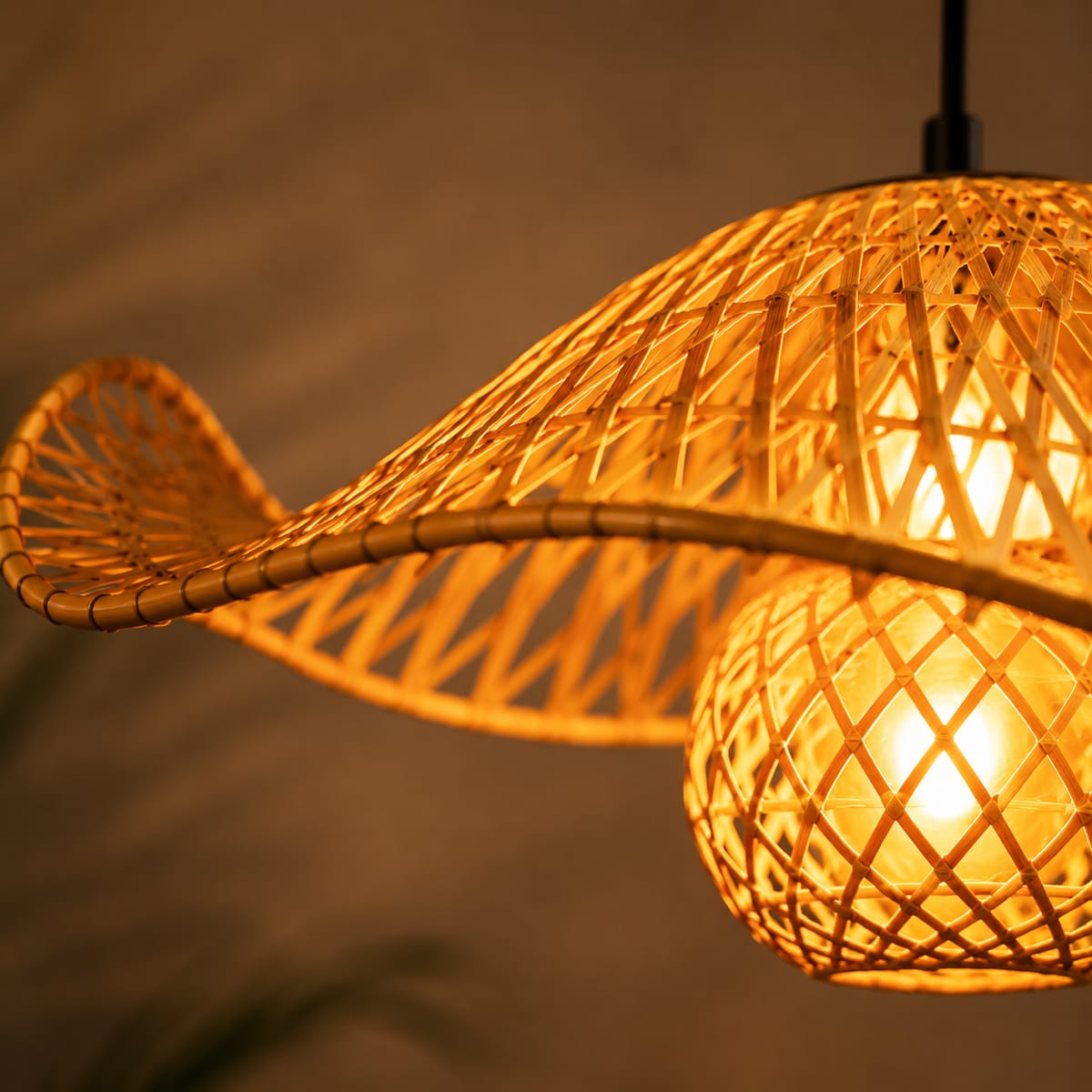 Artisan Wave Bamboo Light