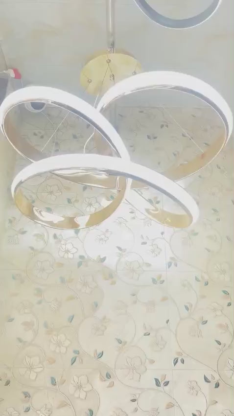 Elarria Golden Astria Loop Light